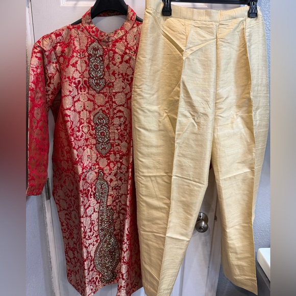 India Boutique Brocade Red silk shirt and cream raw silk pants - Picture 3 of 11